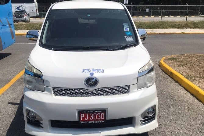 Montego Bay Airport Taxi to Princess Grand Jamaica Green Island - Why the private vehicle matters after a flight