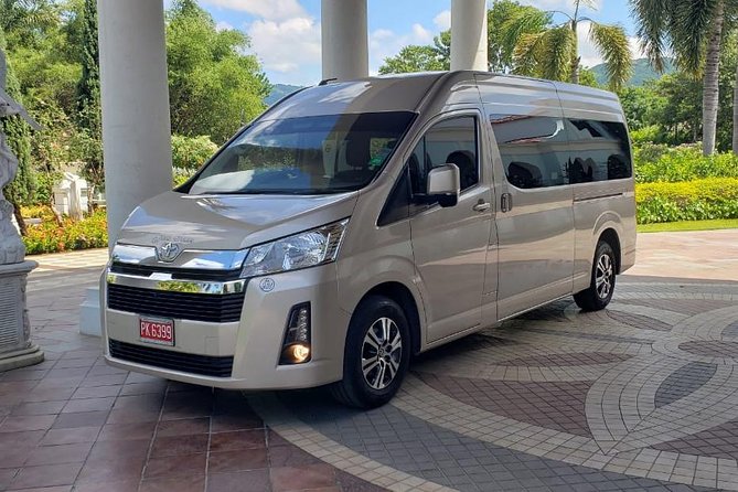 Montego Bay Airport To Luxury Bahia Principe Runaway Bay - Drivers make the difference