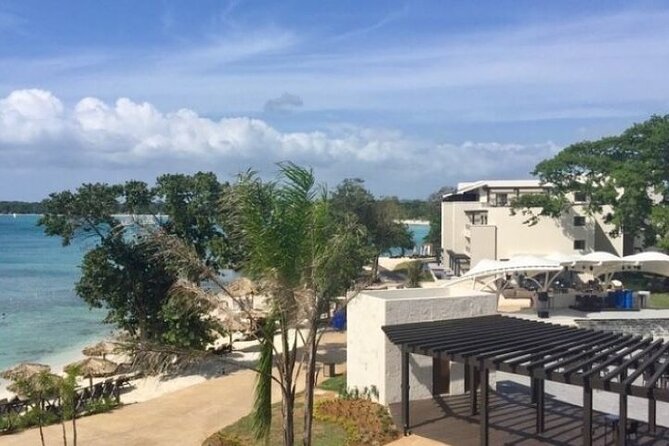 Montego Bay Airport to Royalton/Hideaway Negril Private Transfer - Key points to know before booking