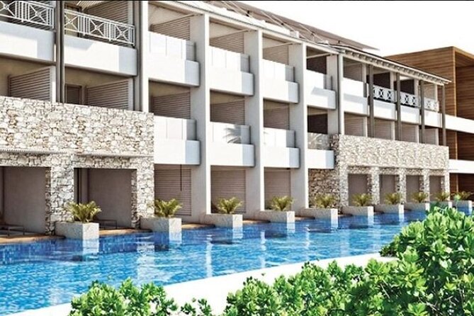 Montego Bay Airport to Royalton/Hideaway Negril Private Transfer - The 90-minute coastal ride