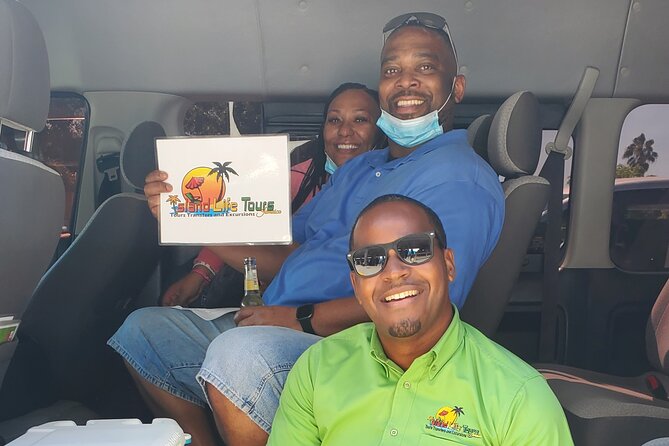 Montego Bay Airport Transfer to Hotels in Ochi Rios - A private ride instead of a shared shuttle