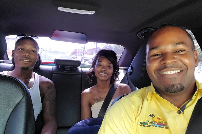 Montego Bay Airport Transfer to Hotels in Ochi Rios - What the driver adds to the journey