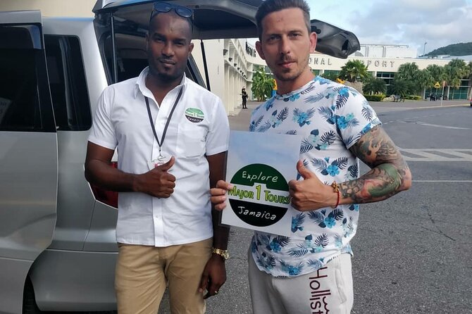 Montego Bay Airport Transfer to Ocean Eden Bay and Coral Spring - From Sangster Airport to your resort door