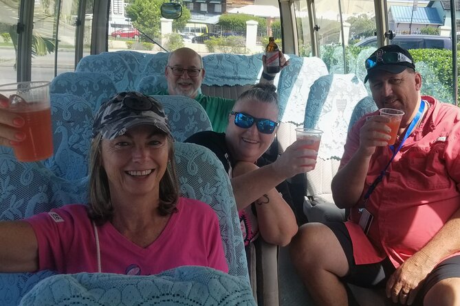 Montego Bay airport transfers - Local conversation without a formal tour