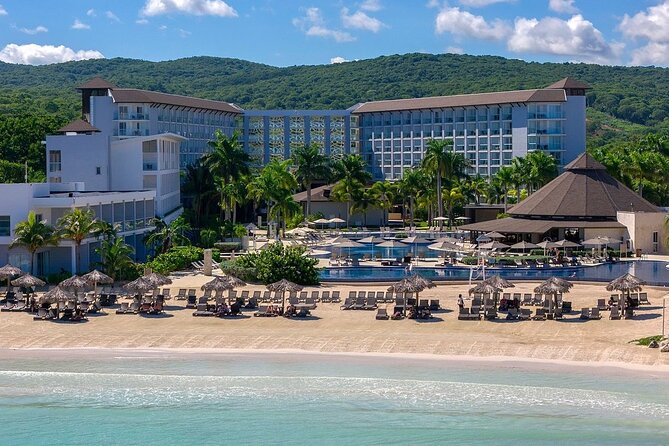 Montego Bay Airport Transfers to Hotels in Falmouth/ Trelawny - A transfer with room for a wider Jamaica plan