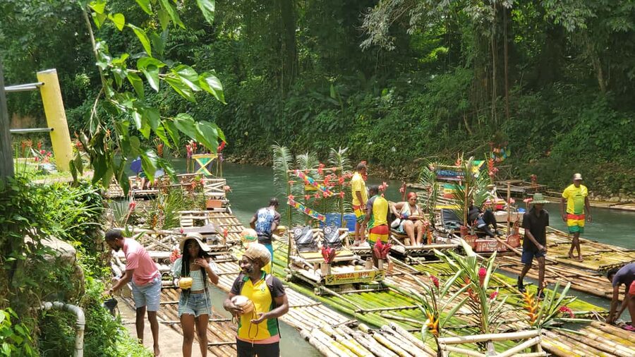 Montego Bay: Bamboo Raft Cruise on the Great River - What makes this experience memorable