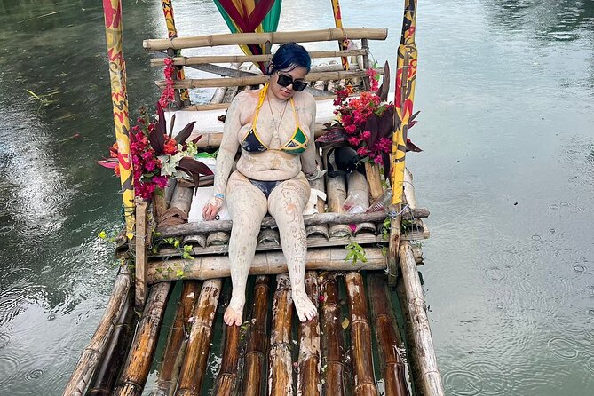 Montego Bay Bamboo Rafting Tour with Limestone Foot Massage - Small Details That Shape the Day