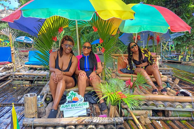Montego Bay: Bamboo Rafting with Limestone Massage & Shopping - The rain factor and the short-ride risk