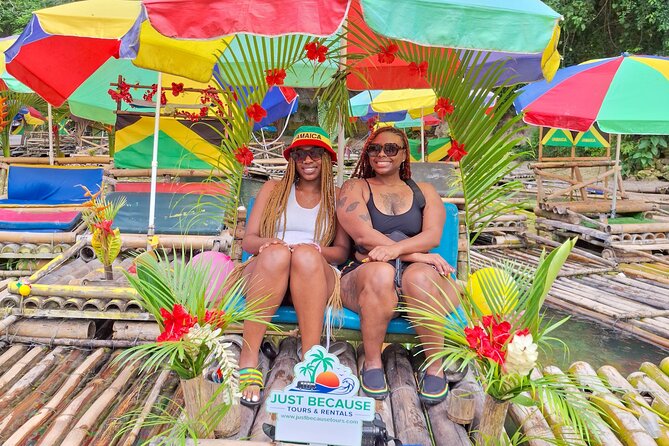 Montego Bay: Bamboo Rafting with Limestone Massage & Shopping - Jerk food by the river
