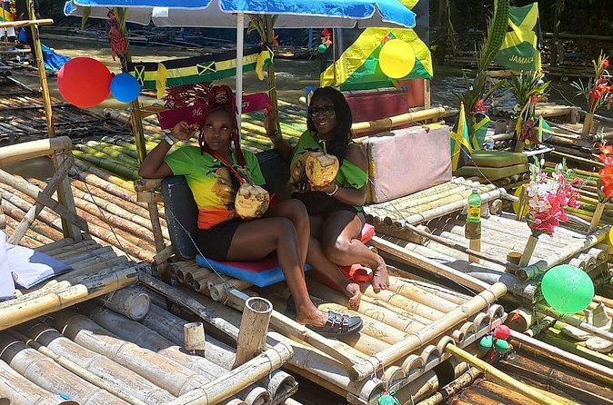 Montego Bay Bamboo River Rafting and Limestone Massage - What the private format means for you