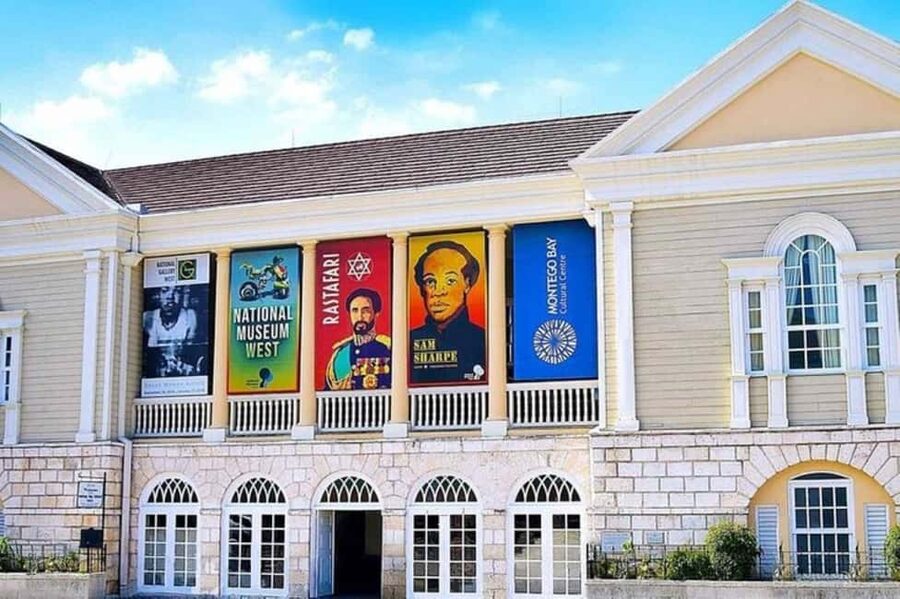 Montego Bay: City Highlights and Souvenir Shopping Tour - Who should book this Montego Bay tour