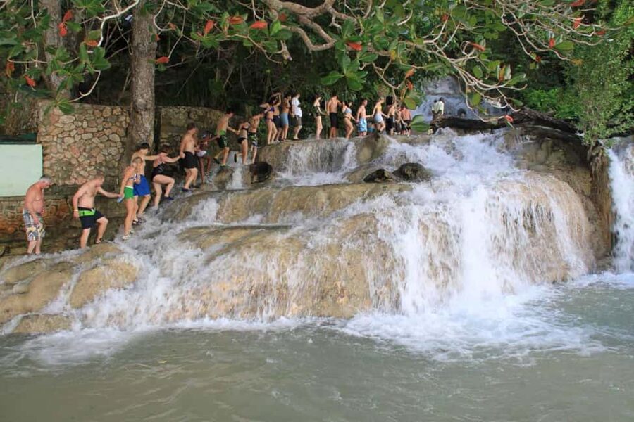 Montego Bay: Dunn's River Falls & Lunch at Bamboo Beach Club - Climbing the 900-foot waterfall