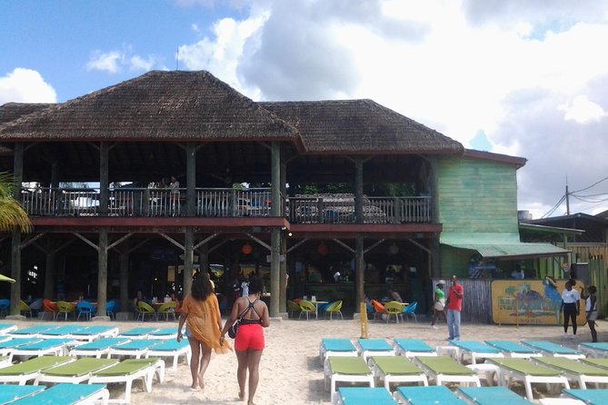 Montego Bay Excursion Negril 7 Miles Beach, Rick's Cafe and Time Square Shopping - The Trevor HudlinTours difference