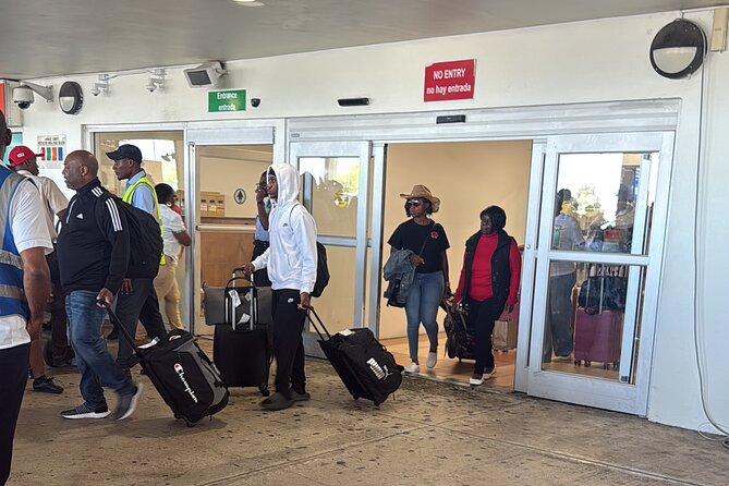 Montego Bay & Falmouth Hotels Private Airport Transfer - One-way or round-trip: which should you choose?