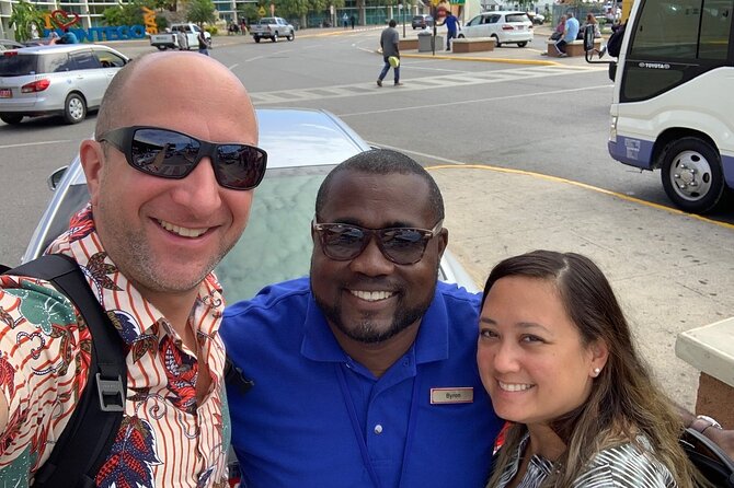 Montego Bay Hotels Airport Private Transfer - A simpler arrival at Montego Bay airport