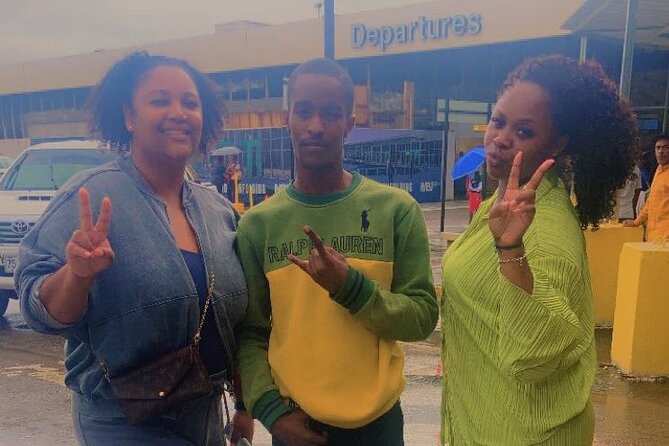Montego Bay Jamaica Airport Transfer to Montego Bay and Falmouth - Comfort, drinks, and the small practical touches