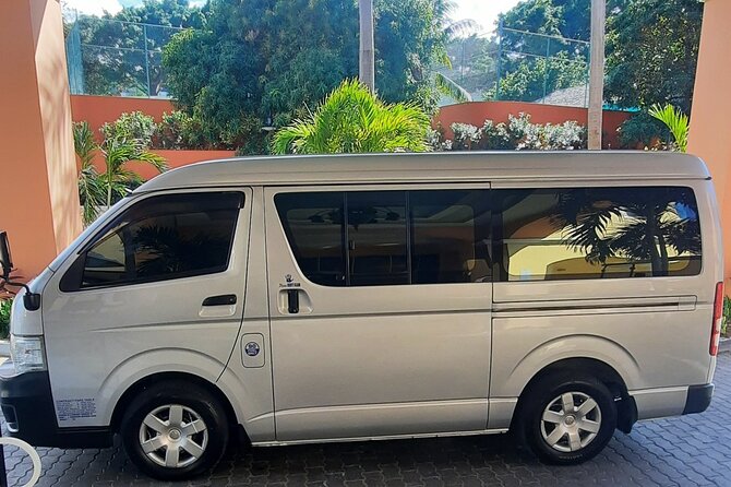 Montego Bay Jamaica MBJ Airport Transfer to Hotels in Montego Bay - Why a private ride matters at Montego Bay Airport