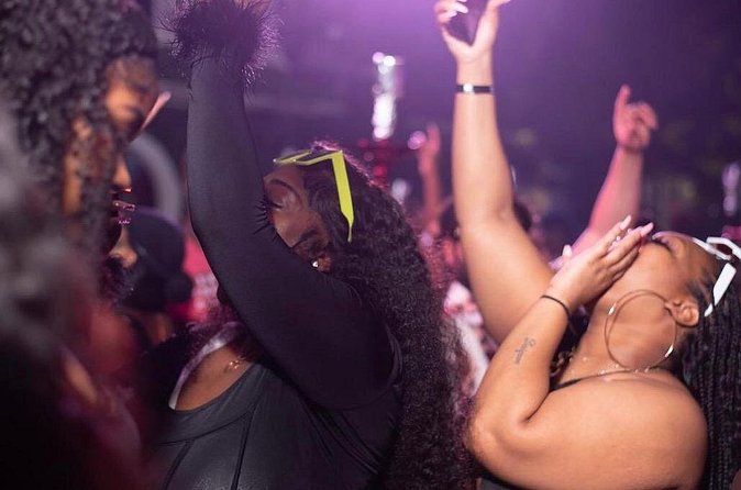 Montego Bay Night Out Lounge2727 Private and Customize Transfer - What your evening may look like