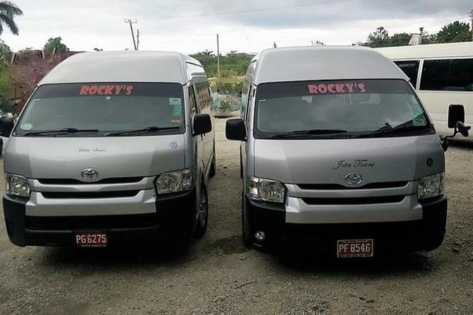 Montego Bay Private Airport Transfers to Montego Bay Hotels in the airport area - Clean Cars, Air Conditioning, and a Cold Drink