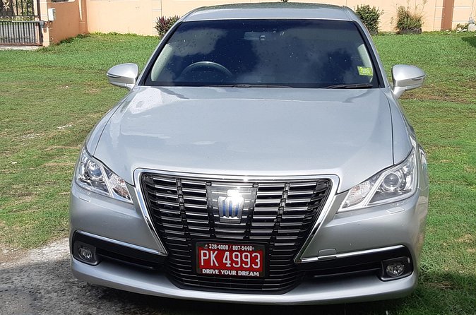 Montego Bay Private Airport Transfers to Montego Bay Hotels in the airport area - The Drivers Who Make the Ride Work