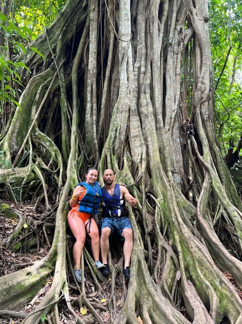 Montego Bay: Private Dunn's River Falls and Blue Hole Tour - The 30-minute transfer to Island Gully Falls