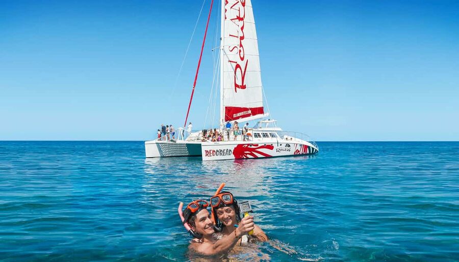 Montego Bay: Reggae Catamaran 18+ Cruise with Open Bar - Key points at a glance