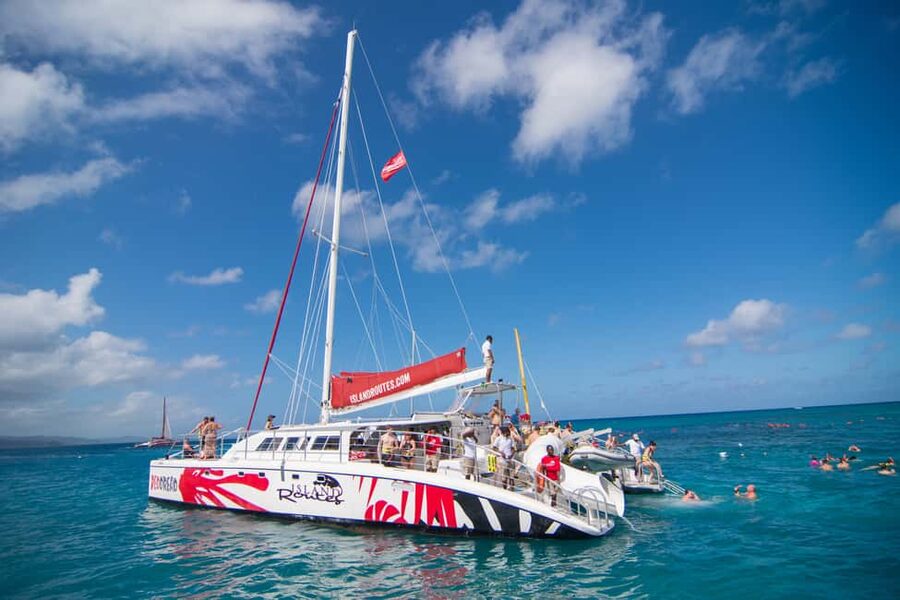 Montego Bay: Reggae Catamaran 18+ Cruise with Open Bar - Should you book it?