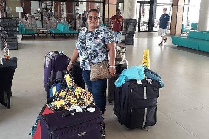 Montego Bay Round Trip Airport Transfers - Shared versus private service