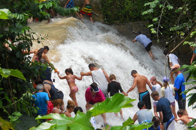 Montego Bay tour: Dunn's River Falls - Climbing the falls at Dunn’s River Park