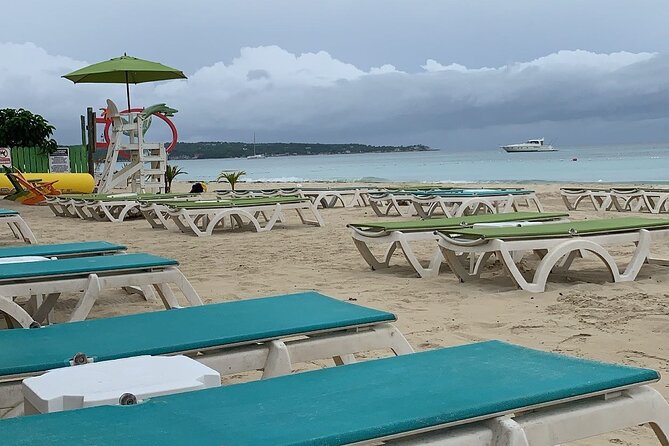 Negril 7 mile Beach, Party Catamaran Cruise , Snorkeling and Ricks Cafe Combo - Should you book it?