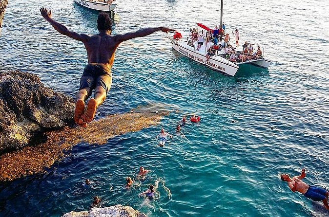 Negril 7 Mile Beach & Rick's Café Combo Tour from Montego Bay - Booking value at $205.13 per group