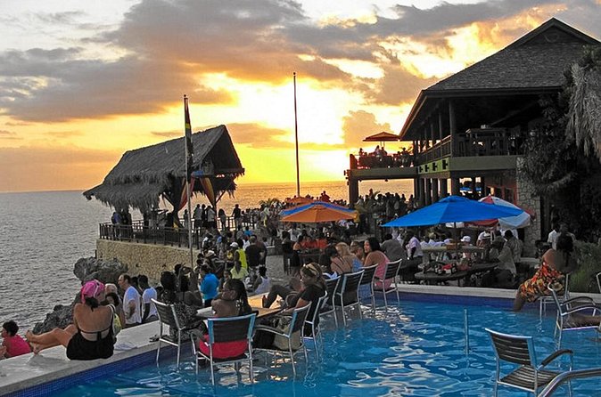 Negril 7 Miles Beach, Ricks Cafe and Shopping - A Short Route With Two Very Different Negril Stops