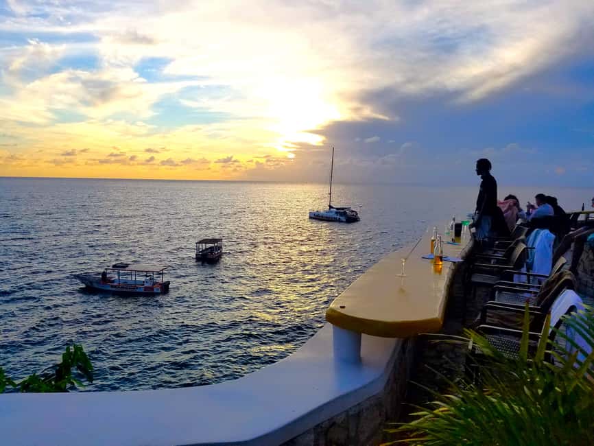Negril Beach Experience & Rick's Cafe from Montego Bay - Who will enjoy this day most
