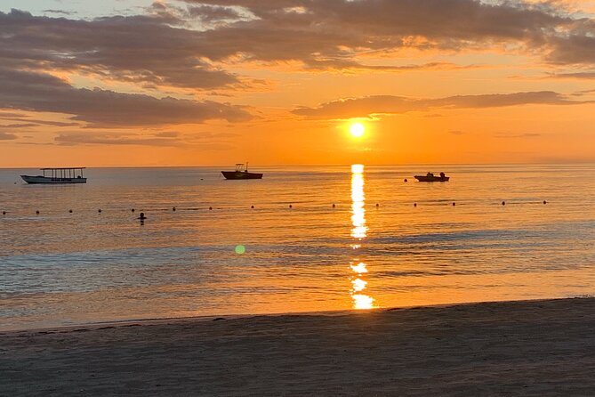 Negril Experience 1- 4 Persons - Rick’s Cafe and the famous cliffside stop