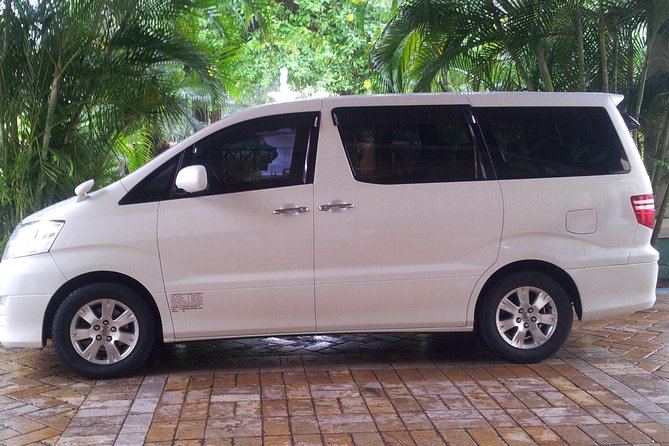 Negril Hotels Private Transfer - Vehicles, comfort, and safety on winding roads