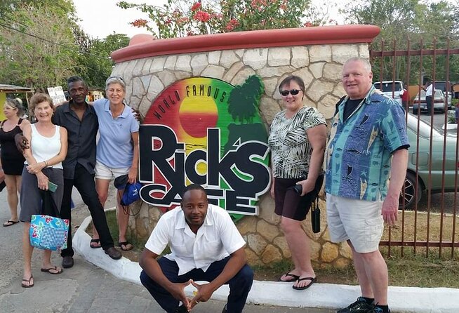 Negril Seven Miles Beach Day and Rick's Cafe Sunset Private Tour - The road west with Cornell, Devon, or another local guide