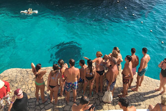 Negril Seven Miles Beach, Snorkeling, Boat Ride, Ricks Cafe Combo - From Montego Bay To Negril With Your Own Guide