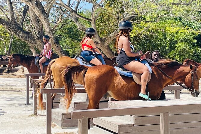 OCEAN HORSE-BACK RIDING & BAMBOO RAFTING + Limestone MASSAGE - One hour on horseback beside the ocean
