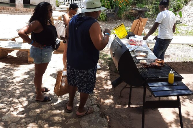 Omar's River Tubing from Montego Bay - What the Guides Add
