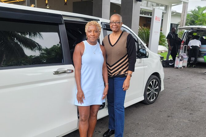 One way Private transfer from Airport to Resorts - Why Ricky’s personal service matters