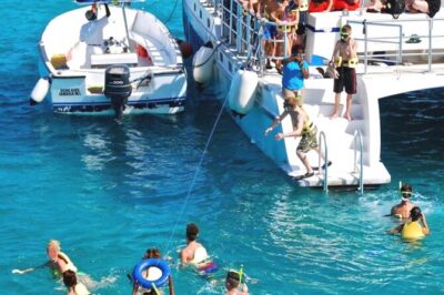 Party Catamaran and Snorkeling Tour in Montego Bay
