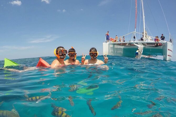 Party Catamaran Cruise with Open Bar and Snorkeling Montego Bay - A floating party with a snorkeling break
