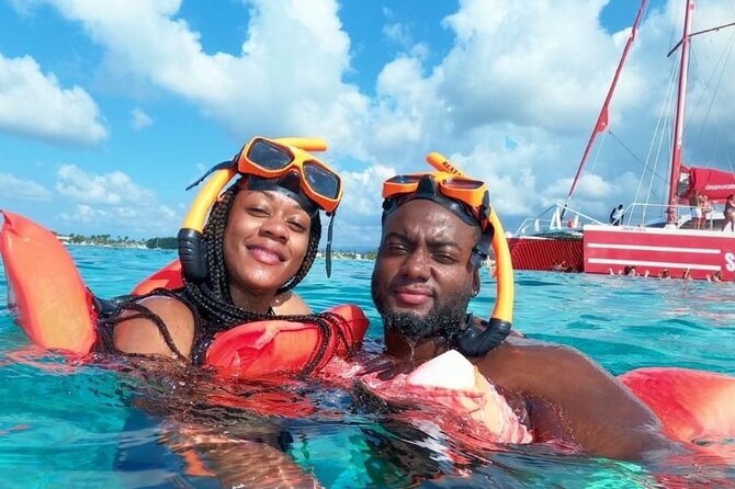 Party Catamaran Cruise with Open Bar and Snorkeling Montego Bay - What happens on the boat