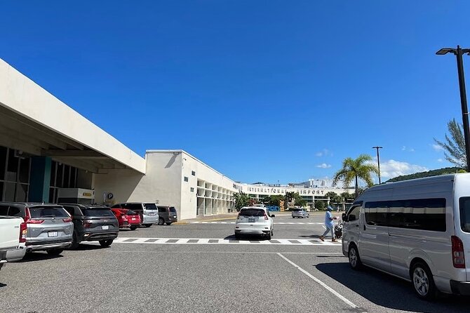 Private Airport Pickup and drop off in Jamaica - Leaving Sangster Airport without the usual wait