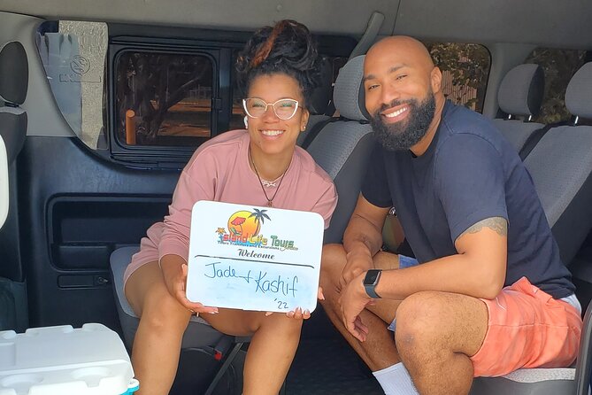 Private Airport Roundtrip Transfer From Montego Bay to Negril - Air conditioning, drinks, and luggage help