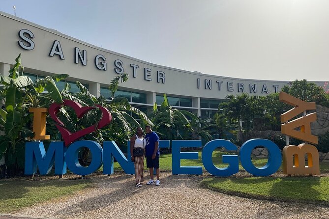 Private Airport Transfer from Montego Bay Airport to your Hotel - Leaving Sangster International Airport without the taxi scramble