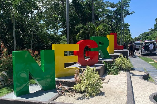 Private Airport Transfer from Montego Bay Airport to your Hotel - The airport instructions deserve your attention