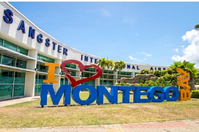 Private Airport Transfer in Montego Bay - What happens after you land at Montego Bay airport