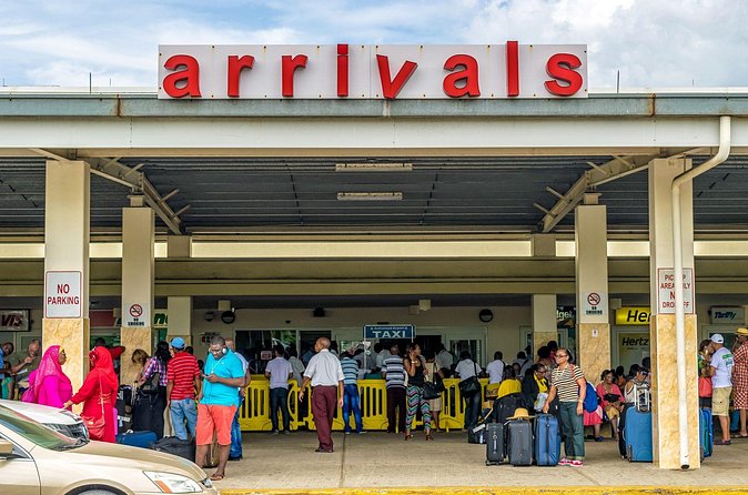 Private Airport Transfer in Montego Bay - Opening hours cover ordinary arrivals and late flights
