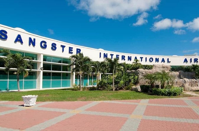 Private Airport Transfer to Breathless Resorts and Spa - Who should book this transfer